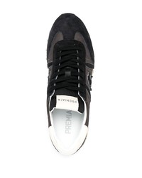 Chaussures de sport noires et blanches Premiata