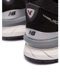 Chaussures de sport noires et blanches New Balance