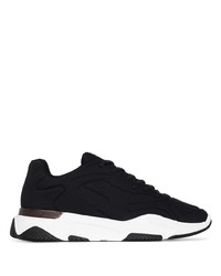 Chaussures de sport noires et blanches Mallet