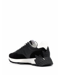 Chaussures de sport noires et blanches DSQUARED2