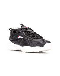 Chaussures de sport noires et blanches Fila