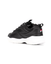 Chaussures de sport noires et blanches Fila