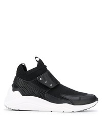 Chaussures de sport noires et blanches McQ Swallow