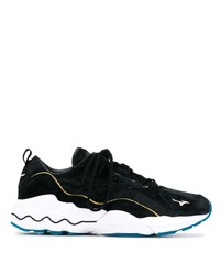 Chaussures de sport noires et blanches Mizuno