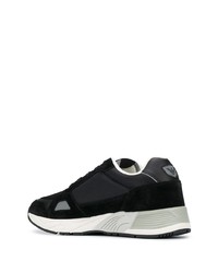 Chaussures de sport noires et blanches Emporio Armani