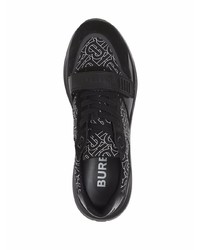 Chaussures de sport noires et blanches Burberry