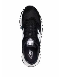 Chaussures de sport noires et blanches New Balance