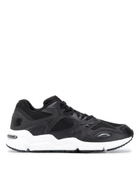 Chaussures de sport noires et blanches New Balance