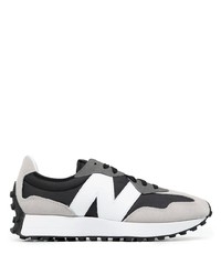 Chaussures de sport noires et blanches New Balance