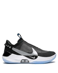 Chaussures de sport noires et blanches Nike