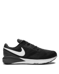 Chaussures de sport noires et blanches Nike