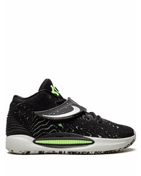 Chaussures de sport noires et blanches Nike