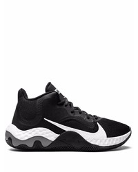 Chaussures de sport noires et blanches Nike