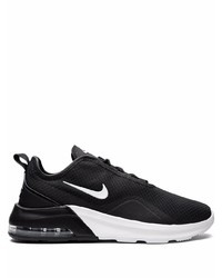 Chaussures de sport noires et blanches Nike