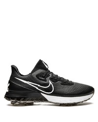 Chaussures de sport noires et blanches Nike