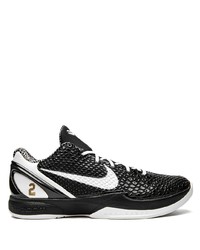 Chaussures de sport noires et blanches Nike