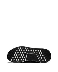 Chaussures de sport noires et blanches adidas