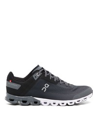 Chaussures de sport noires et blanches ON Running