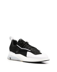 Chaussures de sport noires et blanches Y-3