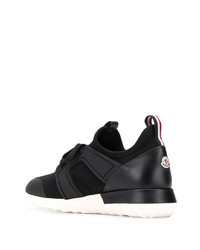 Chaussures de sport noires et blanches Moncler