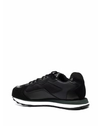 Chaussures de sport noires et blanches Armani Exchange