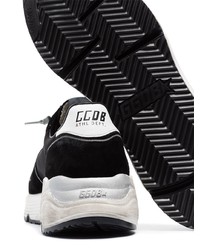 Chaussures de sport noires et blanches Golden Goose