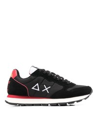 Chaussures de sport noires et blanches Sun 68