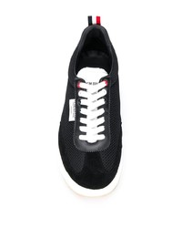 Chaussures de sport noires et blanches Thom Browne