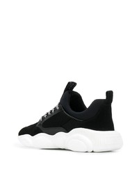 Chaussures de sport noires et blanches Moschino