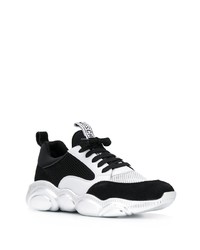 Chaussures de sport noires et blanches Moschino