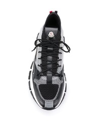 Chaussures de sport noires et blanches Moncler