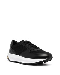 Chaussures de sport noires et blanches Unseen Footwear