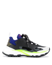 Chaussures de sport noires et blanches Valentino Garavani