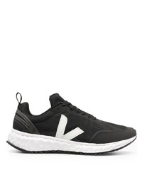 Chaussures de sport noires et blanches Veja