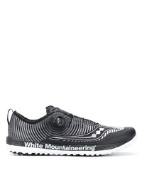 Chaussures de sport noires et blanches White Mountaineering