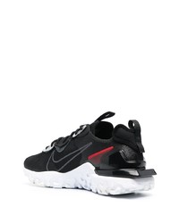 Chaussures de sport noires et blanches Nike