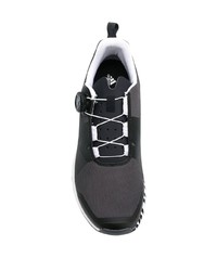 Chaussures de sport noires et blanches Adidas By White Mountaineering