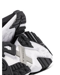 Chaussures de sport noires et blanches Y-3