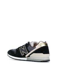 Chaussures de sport noires New Balance