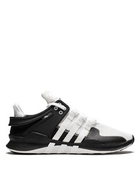 Chaussures de sport noires adidas