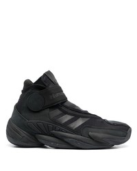 Chaussures de sport noires adidas