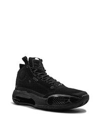 Chaussures de sport noires Jordan