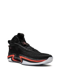 Chaussures de sport noires Jordan