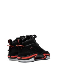 Chaussures de sport noires Jordan