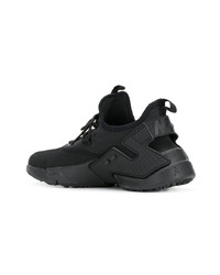 Chaussures de sport noires Nike