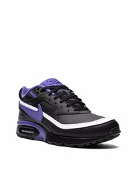 Chaussures de sport noires Nike