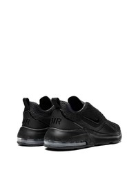 Chaussures de sport noires Nike