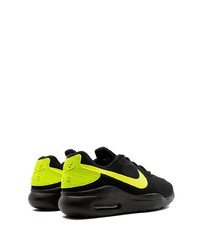 Chaussures de sport noires Nike