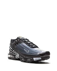 Chaussures de sport noires Nike