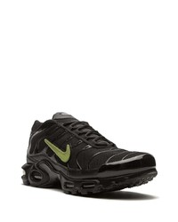 Chaussures de sport noires Nike